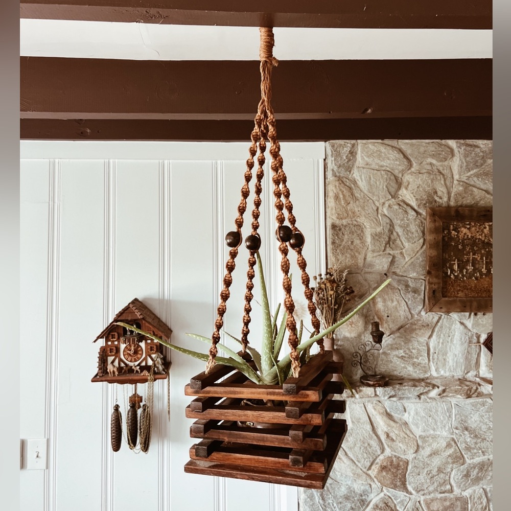 1970s Handmade Wood & Macrame Hanging Planter - Picture 1 of 10